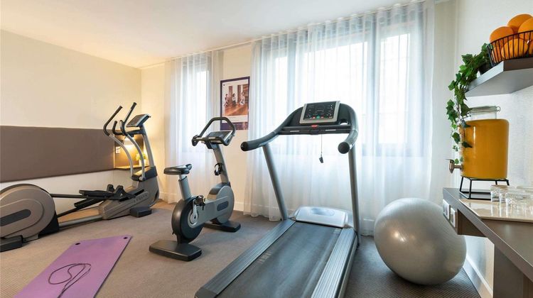 Novotel Suites Paris CDG Airport Villepinte Exterior