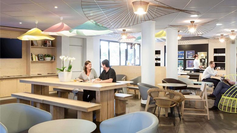 <b>Suite Novotel Paris Saint Denis Stade Exterior</b>. Images powered by <a href="https://iceportal.shijigroup.com/" title="IcePortal" target="_blank">IcePortal</a>.