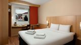 <b>Ibis Gyor Room</b>. Images powered by <a href="https://iceportal.shijigroup.com/" title="IcePortal" target="_blank">IcePortal</a>.