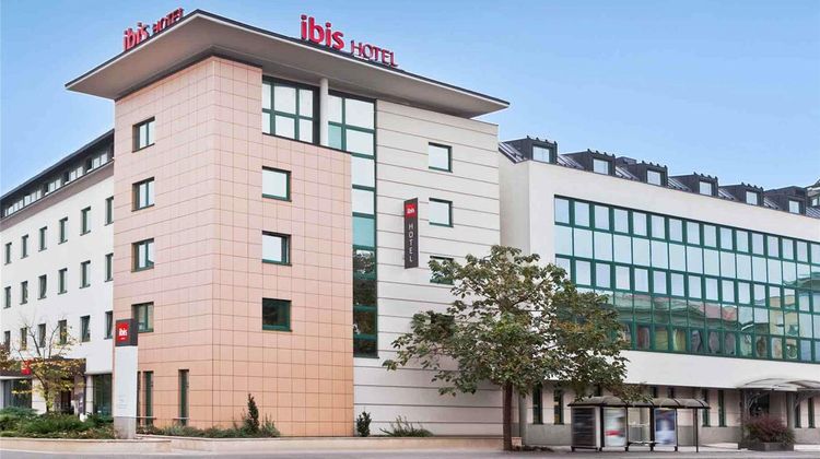 Ibis Gyor Exterior