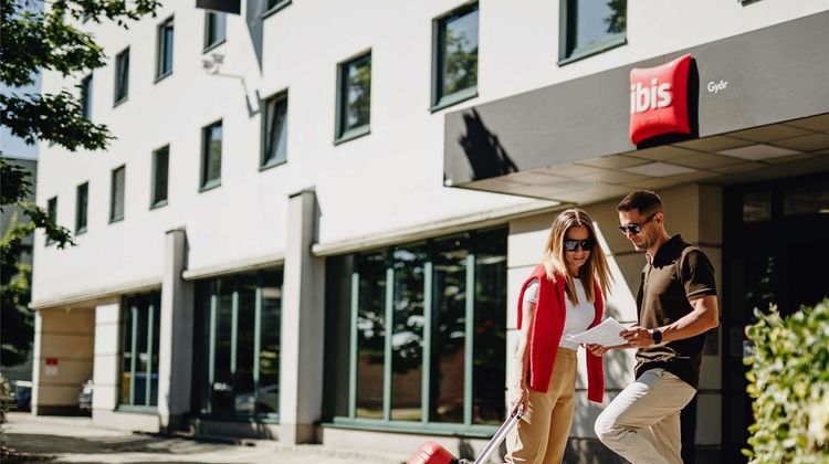 Ibis Gyor Exterior