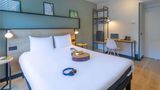 Hotel Ibis Braganca Room