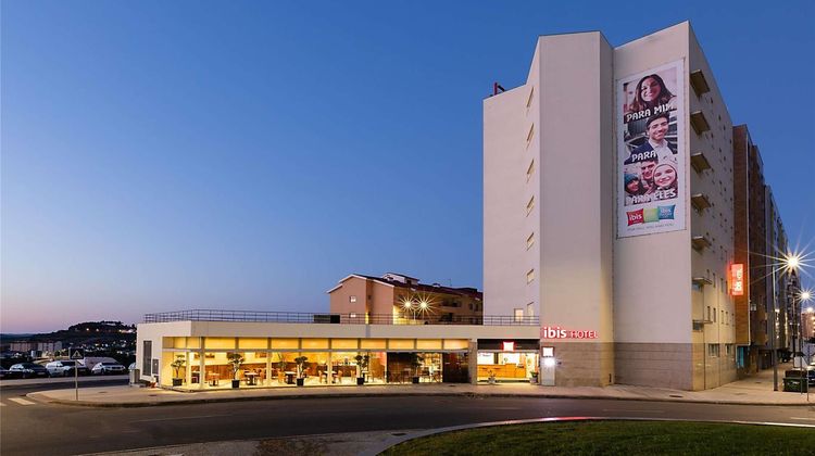 Hotel Ibis Braganca Exterior