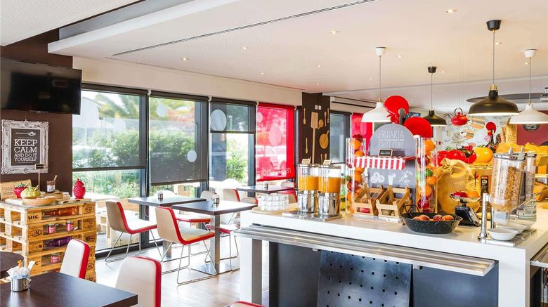 <b>Ibis Lisboa Sintra Exterior</b>. Images powered by <a href="https://iceportal.shijigroup.com/" title="IcePortal" target="_blank">IcePortal</a>.