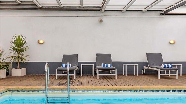 Hotel Mercure Lisboa Pool