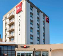 Ibis Hotel Cholet Exterior