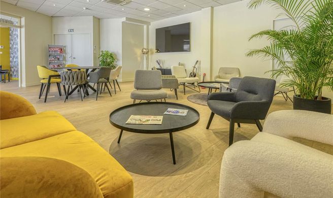 Ibis Hotel Cholet Exterior