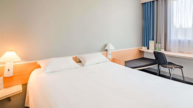 Ibis Czestochowa Room