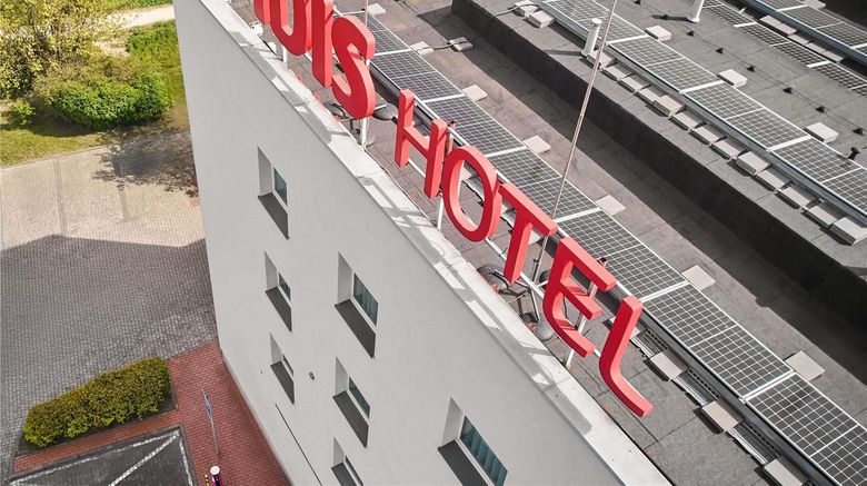<b>Ibis Czestochowa Exterior</b>. Images powered by <a href="https://iceportal.shijigroup.com/" title="IcePortal" target="_blank">IcePortal</a>.