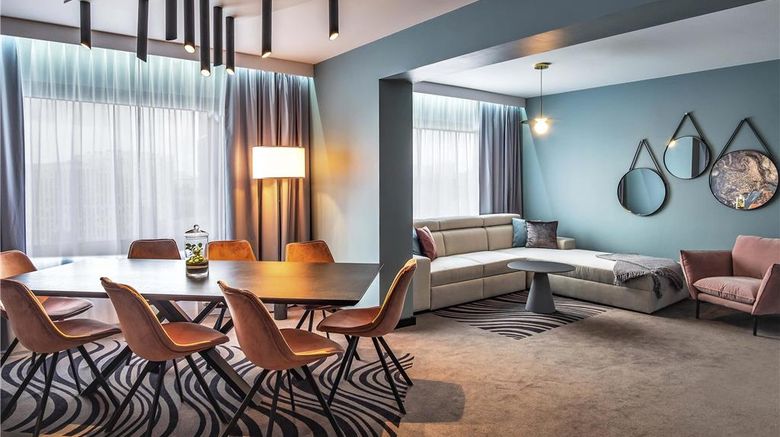 <b>Novotel Katowice Centrum Hotel Suite</b>. Images powered by <a href="https://iceportal.shijigroup.com/" title="IcePortal" target="_blank">IcePortal</a>.