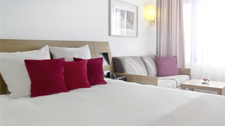 <b>Novotel Katowice Centrum Hotel Room</b>. Images powered by <a href="https://iceportal.shijigroup.com/" title="IcePortal" target="_blank">IcePortal</a>.