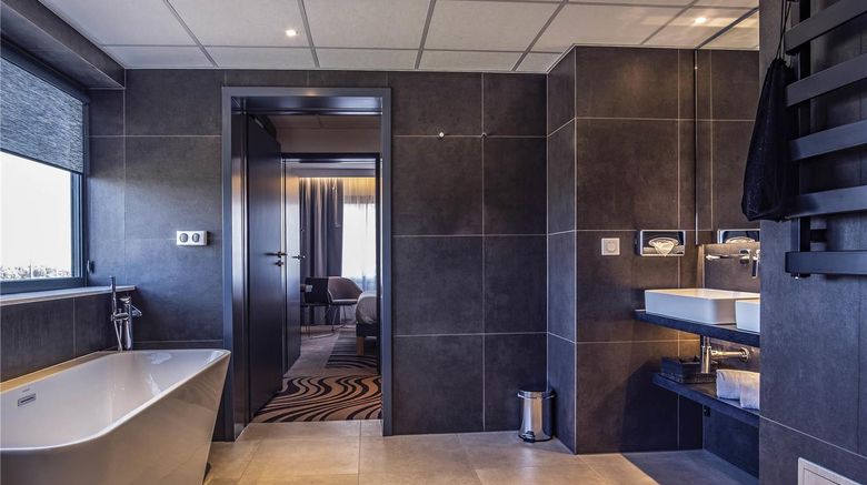 <b>Novotel Katowice Centrum Hotel Suite</b>. Images powered by <a href="https://iceportal.shijigroup.com/" title="IcePortal" target="_blank">IcePortal</a>.