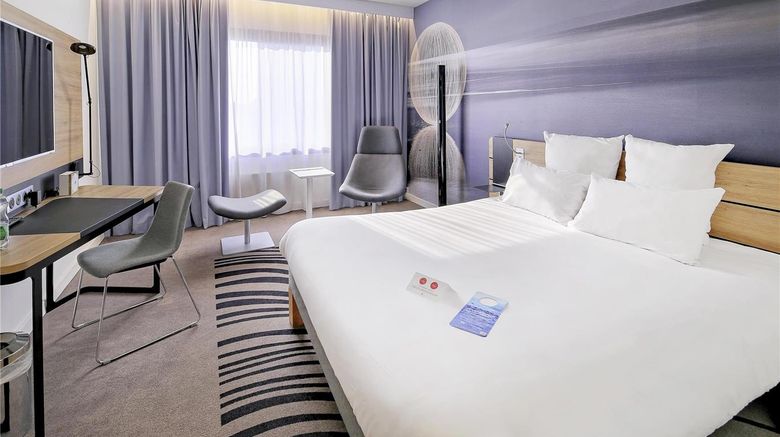 <b>Novotel Katowice Centrum Hotel Room</b>. Images powered by <a href="https://iceportal.shijigroup.com/" title="IcePortal" target="_blank">IcePortal</a>.