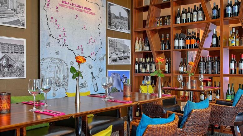 <b>Mercure Gdansk Stare Miasto Restaurant</b>. Images powered by <a href="https://iceportal.shijigroup.com/" title="IcePortal" target="_blank">IcePortal</a>.