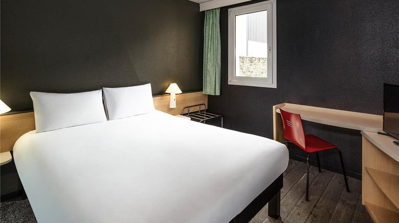 <b>Ibis Lannion Room</b>. Images powered by <a href="https://iceportal.shijigroup.com/" title="IcePortal" target="_blank">IcePortal</a>.