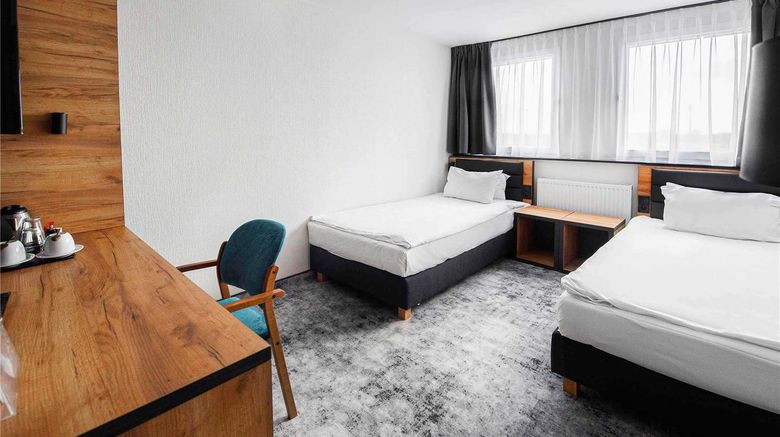<b>Hotel Mercure Opole Room</b>. Images powered by <a href="https://iceportal.shijigroup.com/" title="IcePortal" target="_blank">IcePortal</a>.