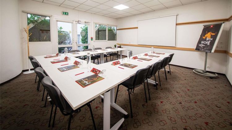 Ibis Nogent Sur Marne Meeting