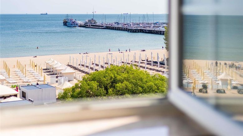 <b>Sofitel Grand Sopot Room</b>. Images powered by <a href="https://iceportal.shijigroup.com/" title="IcePortal" target="_blank">IcePortal</a>.