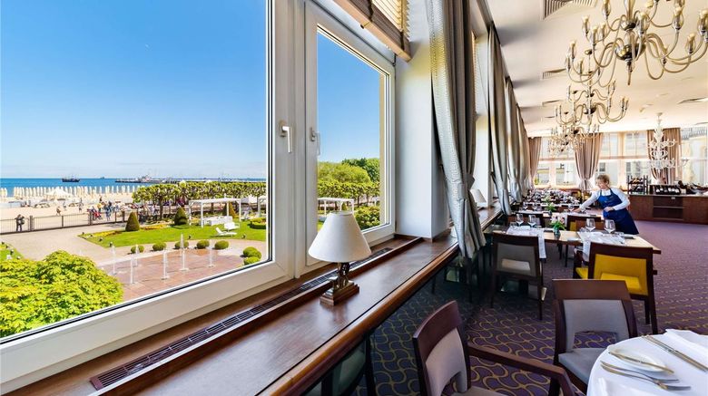 <b>Sofitel Grand Sopot Restaurant</b>. Images powered by <a href="https://iceportal.shijigroup.com/" title="IcePortal" target="_blank">IcePortal</a>.