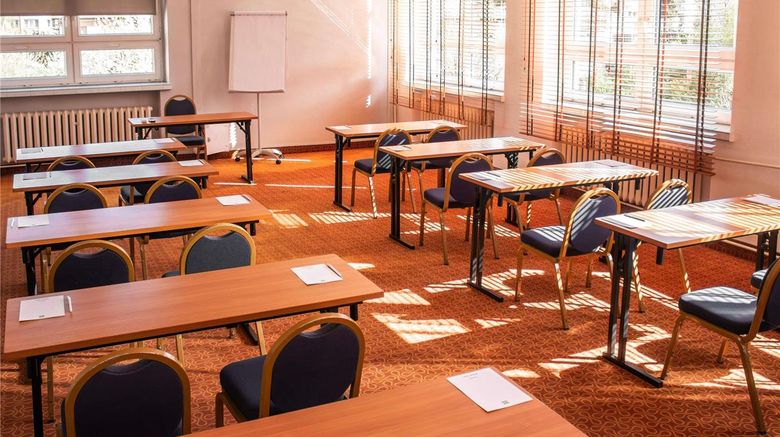 <b>Ibis Styles Bielsko Biala Meeting</b>. Images powered by <a href="https://iceportal.shijigroup.com/" title="IcePortal" target="_blank">IcePortal</a>.