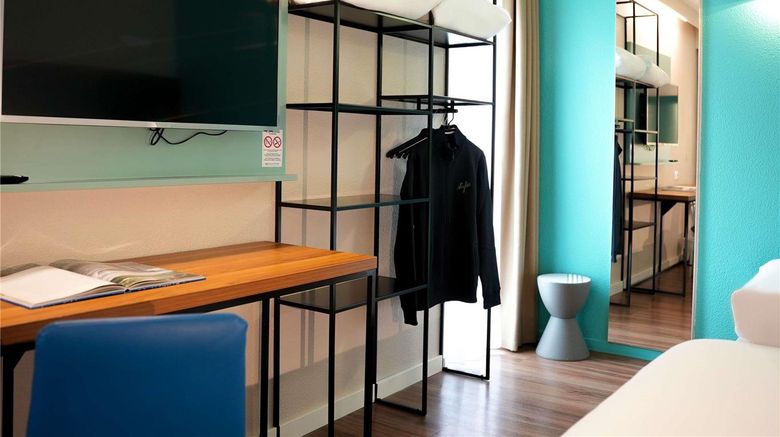 <b>Ibis Styles Quimper Exterior</b>. Images powered by <a href="https://iceportal.shijigroup.com/" title="IcePortal" target="_blank">IcePortal</a>.