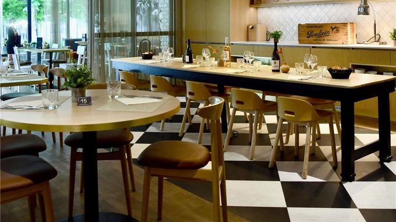 <b>Ibis Paris Maisons Laffitte Restaurant</b>. Images powered by <a href="https://iceportal.shijigroup.com/" title="IcePortal" target="_blank">IcePortal</a>.
