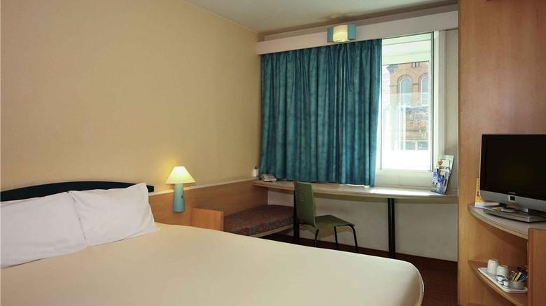 <b>Ibis Carlisle Room</b>. Images powered by <a href="https://iceportal.shijigroup.com/" title="IcePortal" target="_blank">IcePortal</a>.