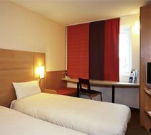 Ibis Carlisle Room
