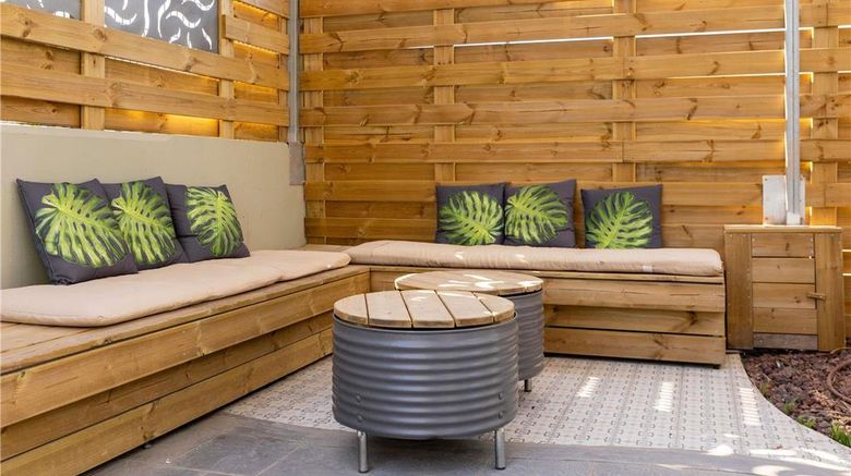 <b>Ibis Valencia Bonaire Exterior</b>. Images powered by <a href="https://iceportal.shijigroup.com/" title="IcePortal" target="_blank">IcePortal</a>.