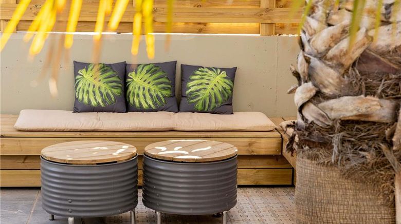<b>Ibis Valencia Bonaire Exterior</b>. Images powered by <a href="https://iceportal.shijigroup.com/" title="IcePortal" target="_blank">IcePortal</a>.