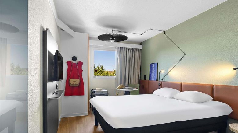 <b>Ibis Auch Room</b>. Images powered by <a href="https://iceportal.shijigroup.com/" title="IcePortal" target="_blank">IcePortal</a>.