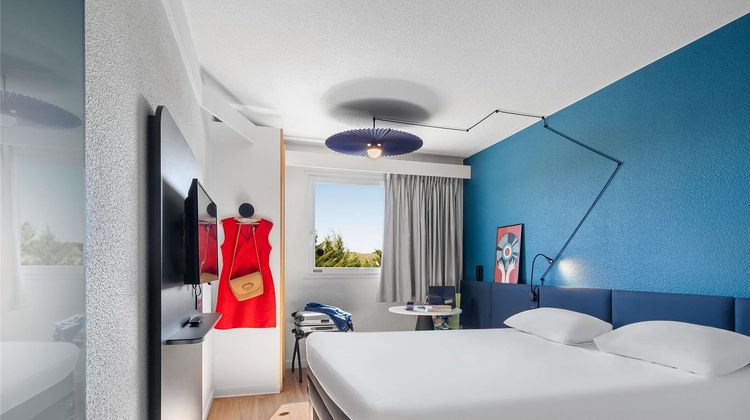 Ibis Auch Room