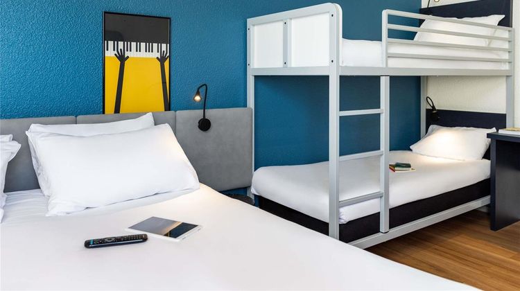 Ibis Auch Room