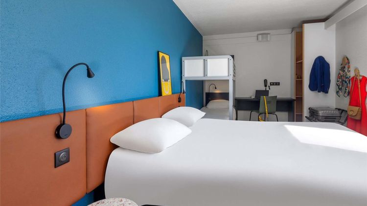Ibis Auch Room