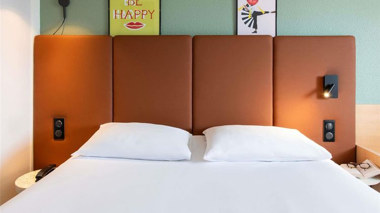 Ibis Rennes Centre Gare Sud Room