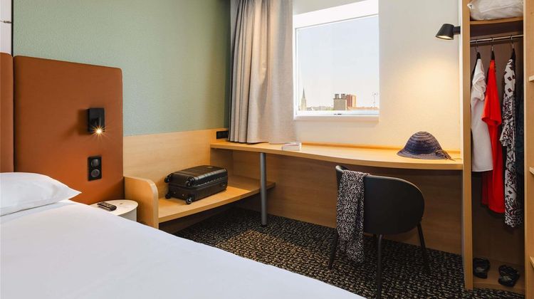 Ibis Rennes Centre Gare Sud Room