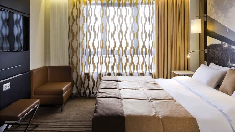 Mercure Cergy Pontoise Centre Room