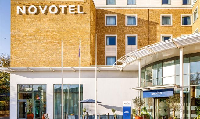 Novotel London Greenwich Exterior