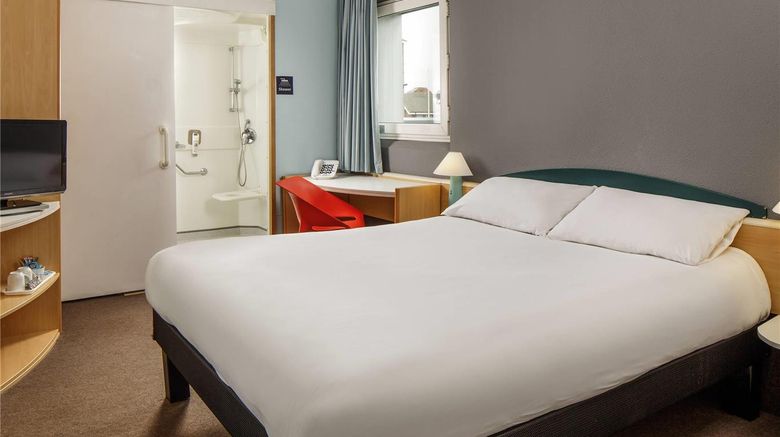 <b>Ibis Hull Room</b>. Images powered by <a href="https://iceportal.shijigroup.com/" title="IcePortal" target="_blank">IcePortal</a>.