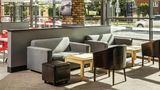<b>Ibis Hull Restaurant</b>. Images powered by <a href="https://iceportal.shijigroup.com/" title="IcePortal" target="_blank">IcePortal</a>.