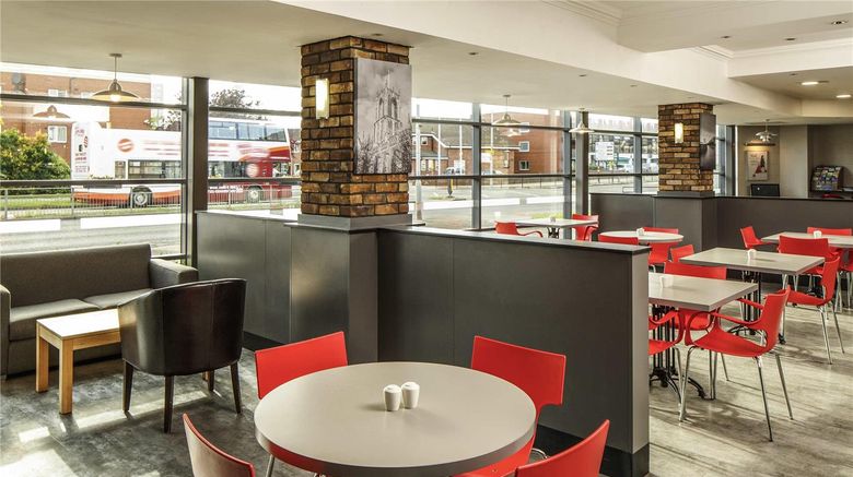 <b>Ibis Hull Restaurant</b>. Images powered by <a href="https://iceportal.shijigroup.com/" title="IcePortal" target="_blank">IcePortal</a>.