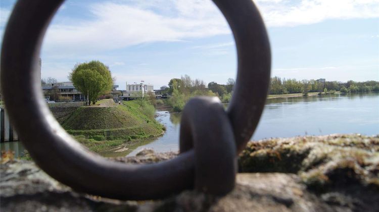 Mercure Pont de Loire Exterior