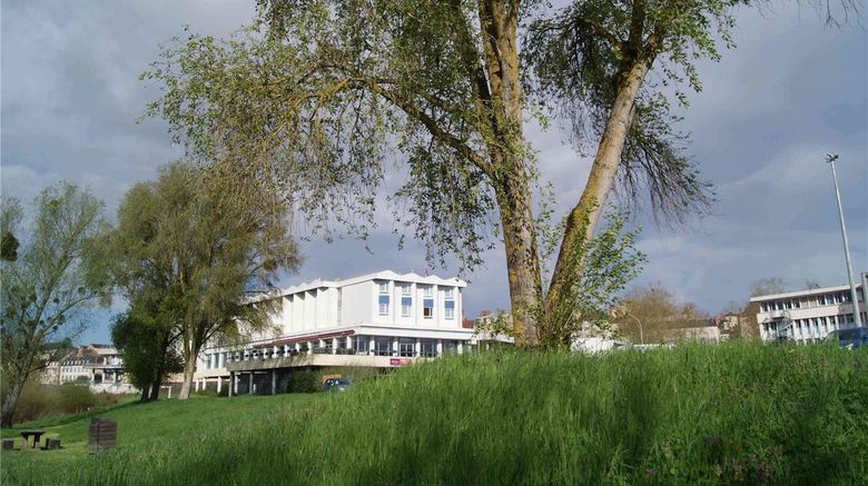 <b>Mercure Pont de Loire Exterior</b>. Images powered by <a href="https://iceportal.shijigroup.com/" title="IcePortal" target="_blank">IcePortal</a>.