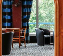 Mercure Pont de Loire Exterior