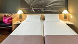 Hotel Ibis Liege Seraing Room