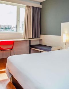 Ibis Montevideo