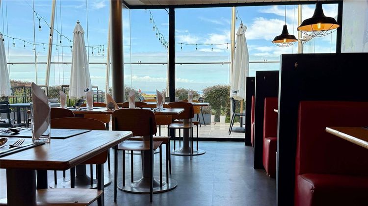 Ibis Montevideo Restaurant
