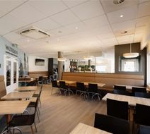 Ibis Waterloo Exterior