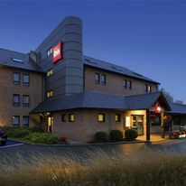 Ibis Waterloo