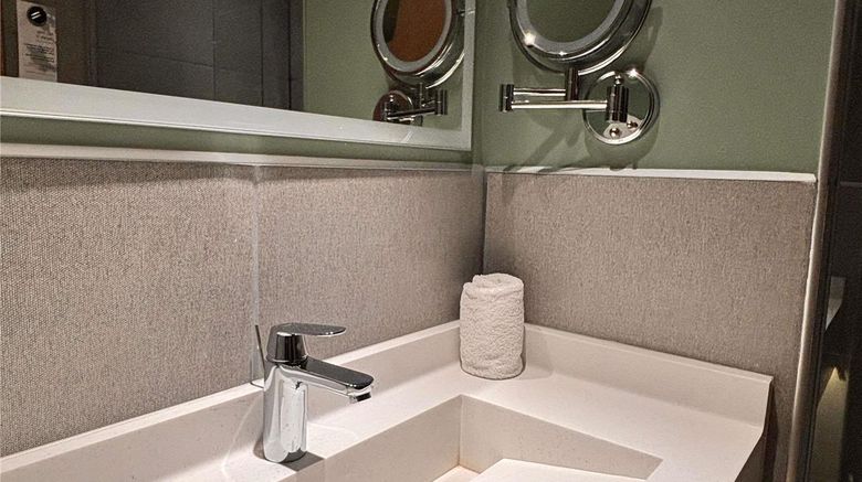 <b>Novotel Monterrey Valle Room</b>. Images powered by <a href="https://iceportal.shijigroup.com/" title="IcePortal" target="_blank">IcePortal</a>.